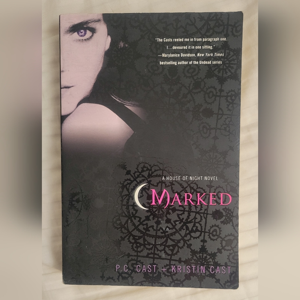 Marked by P.C. Cast and Kristin Cast Book